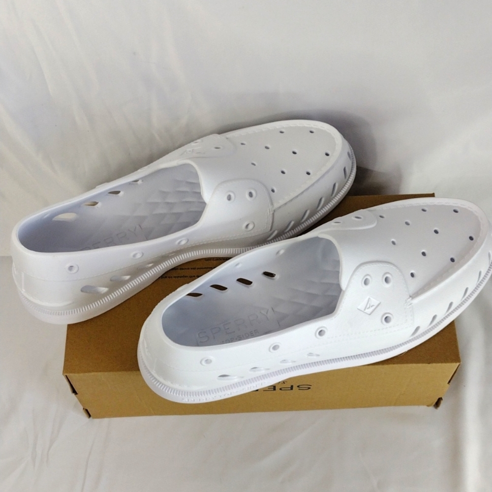 Men's Sperry float boat shoes in white size 12 new